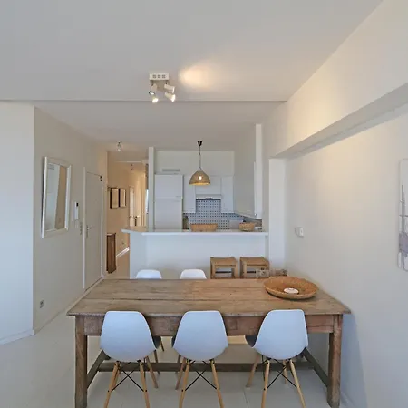 Duplex In With Stunning Sea Views *